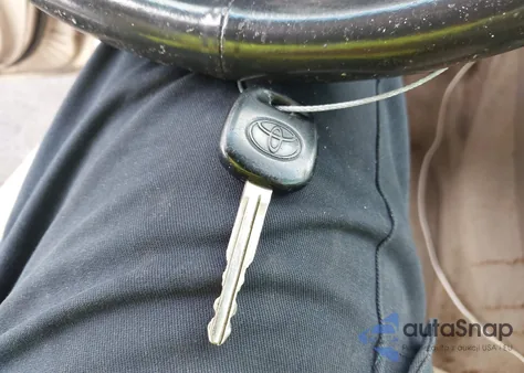 2002 Toyota Camry Se V6 from USA, damaged, VIN 4T1BF30K92U015971